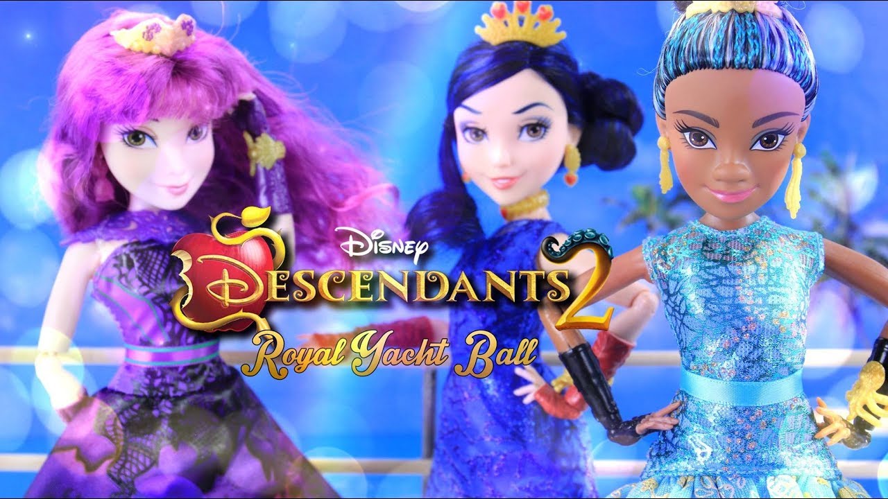 Doll Review: Disney Descendants Dolls 